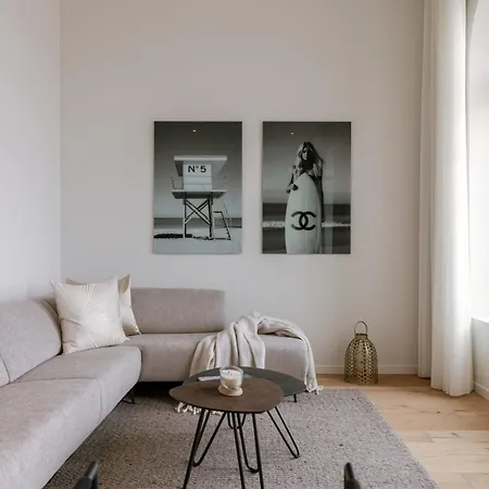 Huswell - Stunning Seafront With Modern Comforts And Dike Views Apartman *