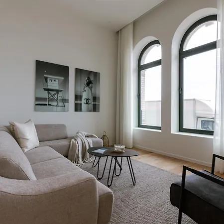 Huswell - Stunning Seafront With Modern Comforts And Dike Views * אוסטנדה