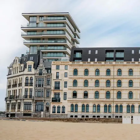 Huswell - Stunning Seafront With Modern Comforts And Dike Views * אוסטנדה